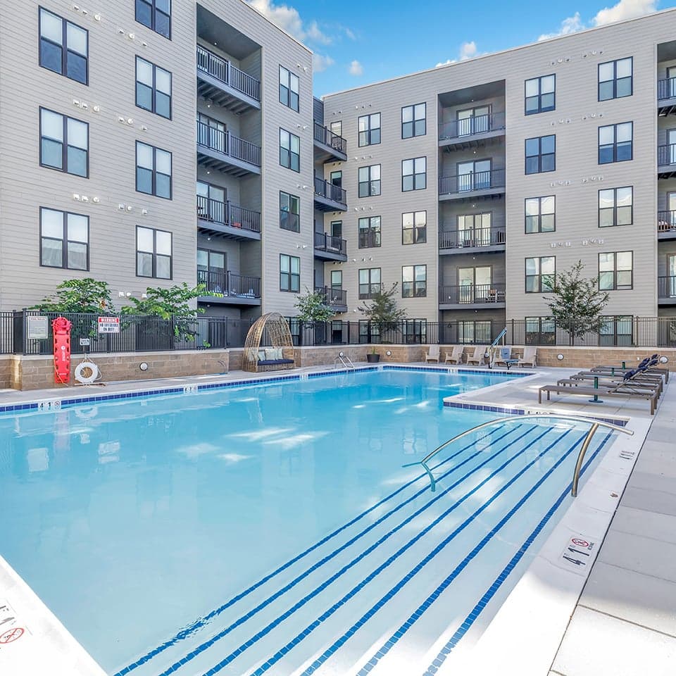 Swimming-Pool-07-Olive-And-Wooster-New-Haven-08